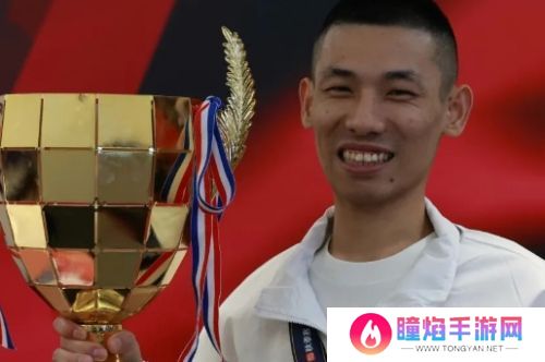 旭旭宝宝参加同学聚会，竟然不是其中混最好的，网友惊呼：人外有人